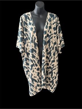 Neutral Cream and Black Abstract Animal Print Kimono
